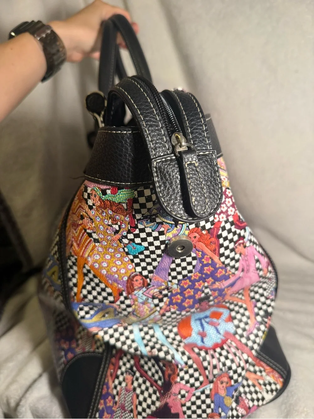 Sydney Love bold tote